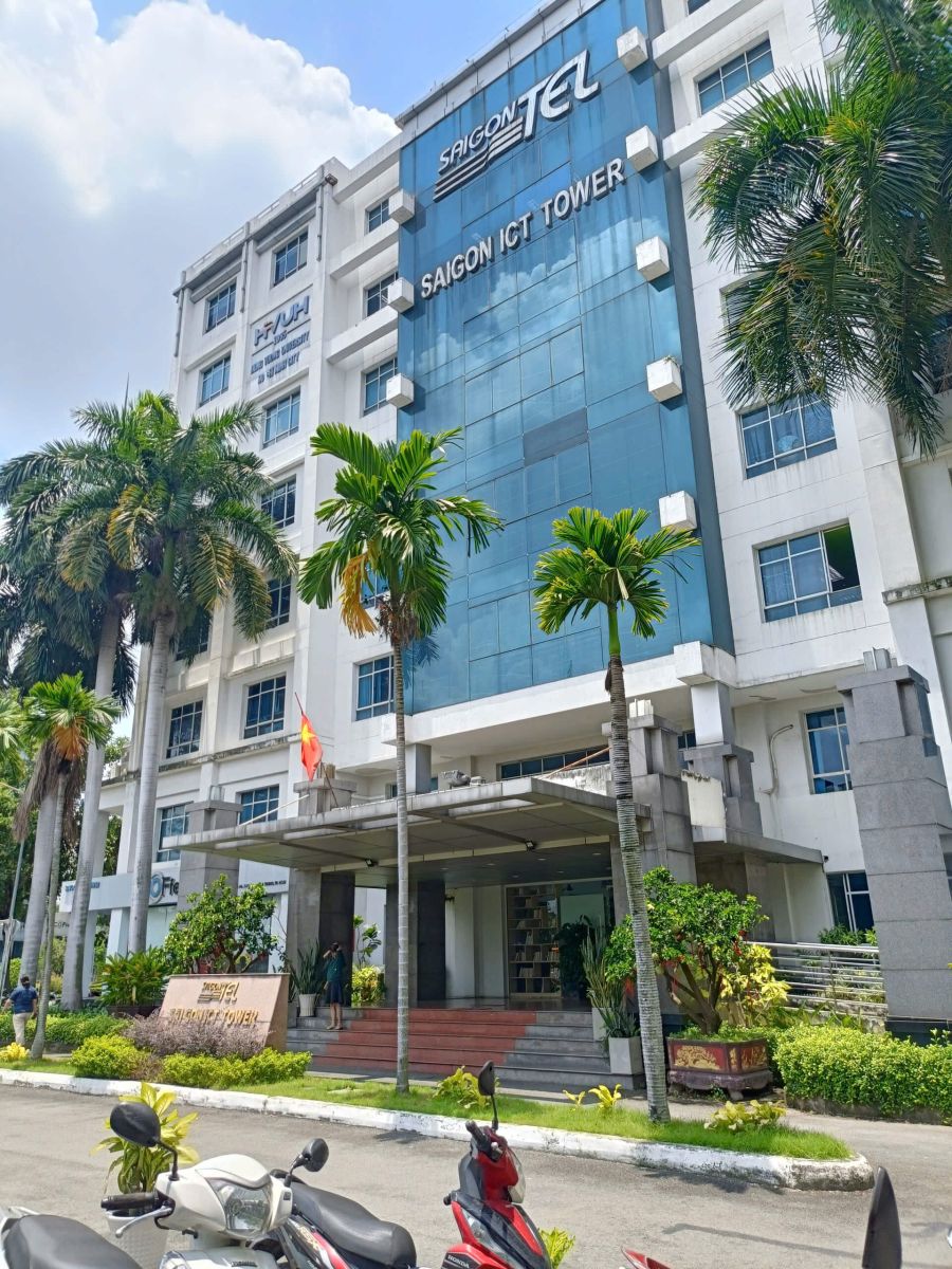 Nasani lừa đảo